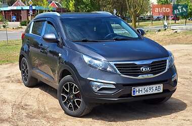 Внедорожник / Кроссовер Kia Sportage 2013 в Южном