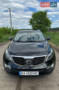 Внедорожник / Кроссовер Kia Sportage 2012 в Долинской