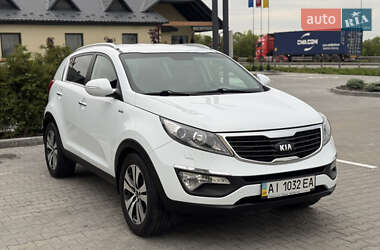 Позашляховик / Кросовер Kia Sportage 2012 в 