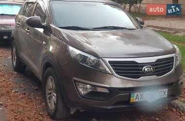 Внедорожник / Кроссовер Kia Sportage 2012 в 