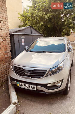 Внедорожник / Кроссовер Kia Sportage 2013 в Киеве
