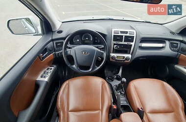 Позашляховик / Кросовер Kia Sportage 2008 в 