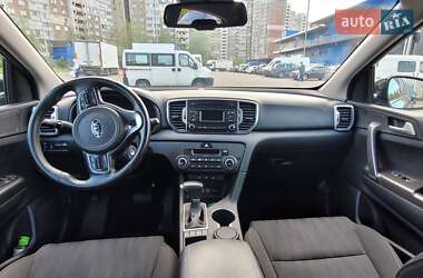 Внедорожник / Кроссовер Kia Sportage 2017 в 