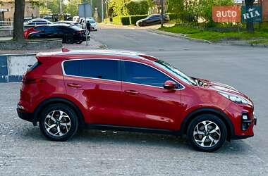 Позашляховик / Кросовер Kia Sportage 2019 в 
