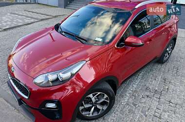 Позашляховик / Кросовер Kia Sportage 2019 в 