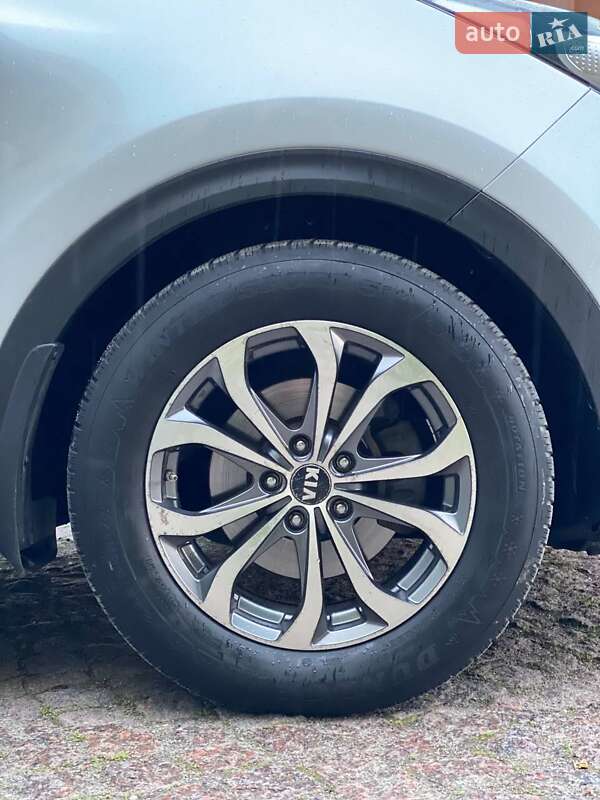 Внедорожник / Кроссовер Kia Sportage 2016 в Каменец-Подольском