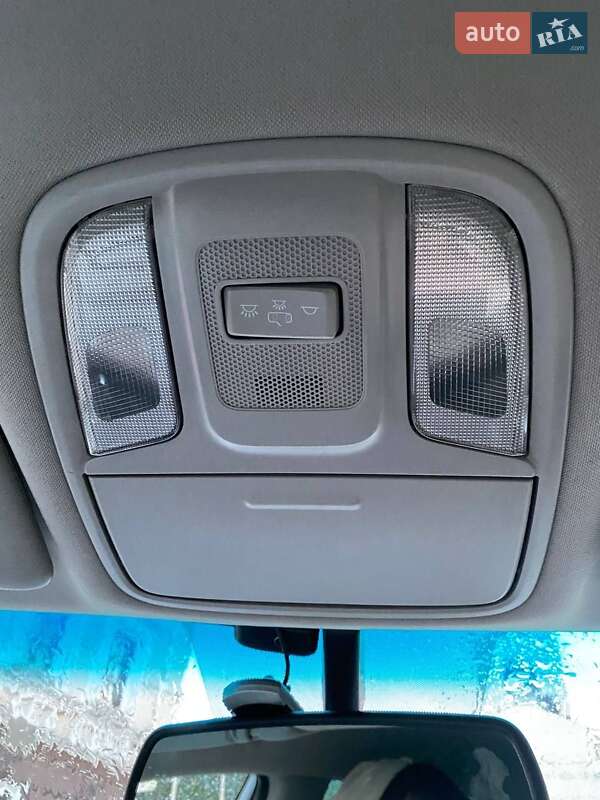 Внедорожник / Кроссовер Kia Sportage 2016 в Каменец-Подольском