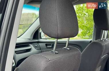Позашляховик / Кросовер Kia Sportage 2006 в 