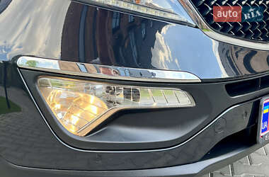 Позашляховик / Кросовер Kia Sportage 2015 в 
