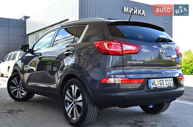Позашляховик / Кросовер Kia Sportage 2012 в 