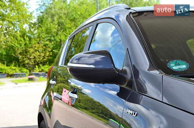 Позашляховик / Кросовер Kia Sportage 2012 в 