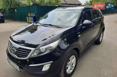 Позашляховик / Кросовер Kia Sportage 2012 в 