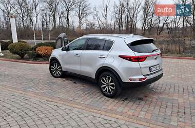 Внедорожник / Кроссовер Kia Sportage 2016 в 