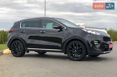 Позашляховик / Кросовер Kia Sportage 2016 в 