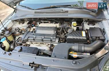 Позашляховик / Кросовер Kia Sportage 2008 в 