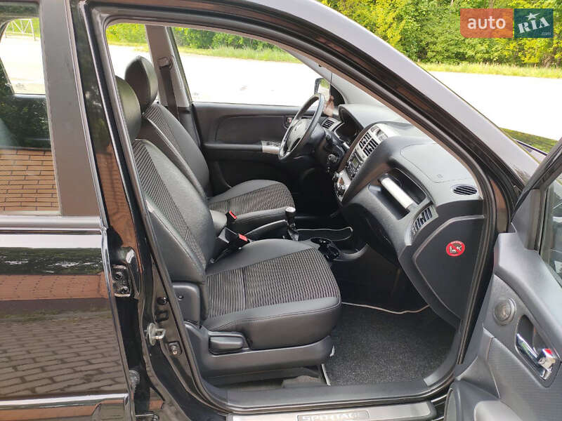 Внедорожник / Кроссовер Kia Sportage 2007 в Красилове
