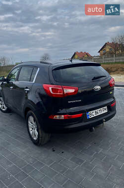 Позашляховик / Кросовер Kia Sportage 2011 в 