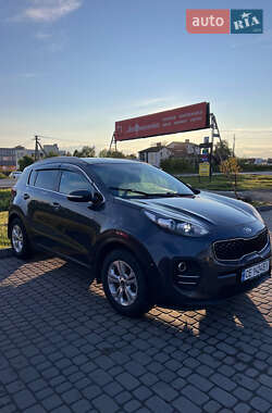 Позашляховик / Кросовер Kia Sportage 2017 в Львові