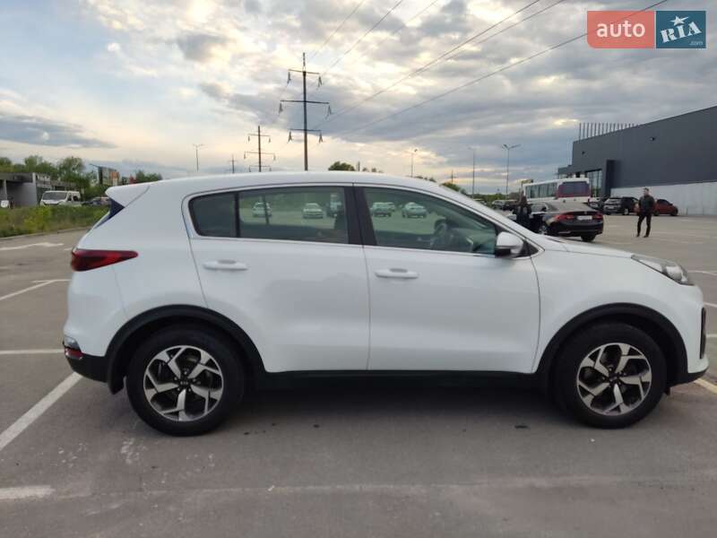 Внедорожник / Кроссовер Kia Sportage 2019 в Киеве