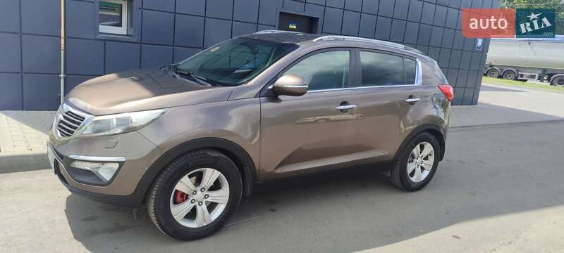 Позашляховик / Кросовер Kia Sportage 2011 в Лохвиці