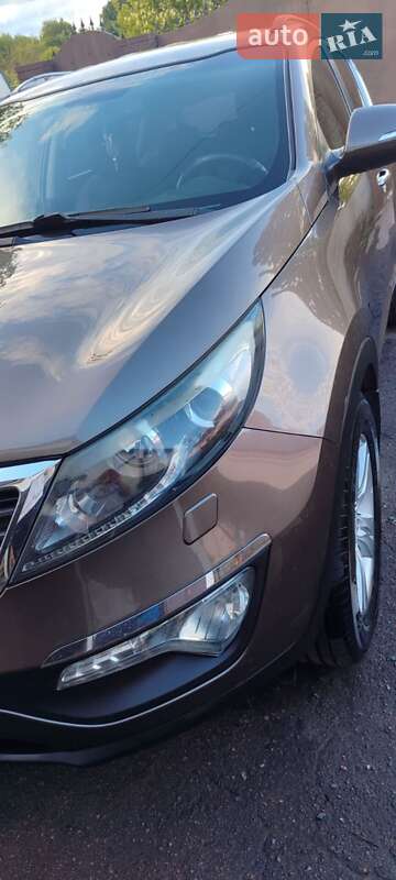 Позашляховик / Кросовер Kia Sportage 2011 в Лохвиці