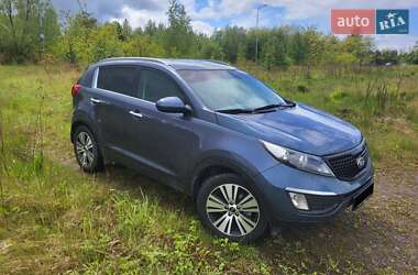 Позашляховик / Кросовер Kia Sportage 2015 в Львові