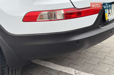 Внедорожник / Кроссовер Kia Sportage 2012 в 