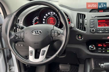 Внедорожник / Кроссовер Kia Sportage 2012 в 