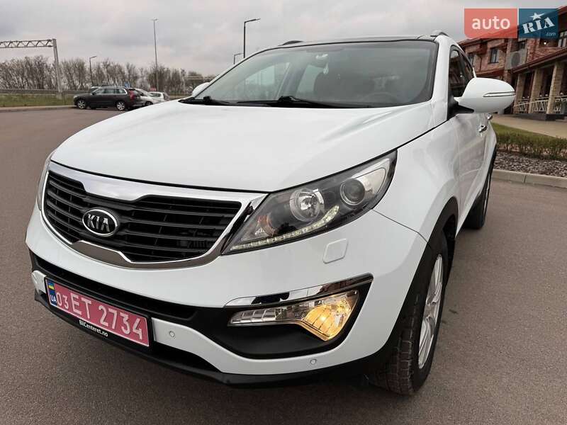 Позашляховик / Кросовер Kia Sportage 2013 в 
