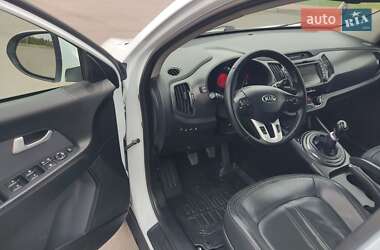 Позашляховик / Кросовер Kia Sportage 2013 в 
