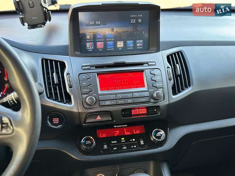 Позашляховик / Кросовер Kia Sportage 2011 в Одесі