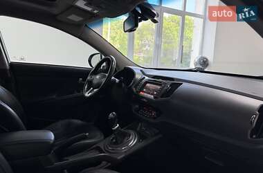 Внедорожник / Кроссовер Kia Sportage 2013 в 