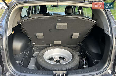 Позашляховик / Кросовер Kia Sportage 2012 в 