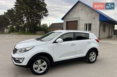 Внедорожник / Кроссовер Kia Sportage 2011 в 