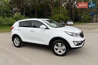 Внедорожник / Кроссовер Kia Sportage 2011 в 