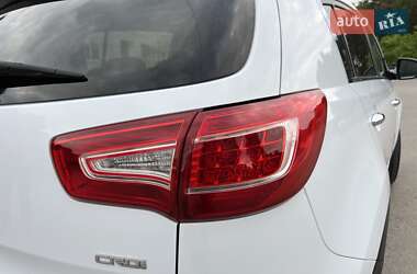 Внедорожник / Кроссовер Kia Sportage 2011 в 
