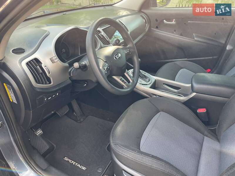 Позашляховик / Кросовер Kia Sportage 2015 в Києві