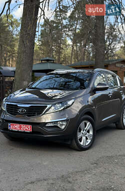Внедорожник / Кроссовер Kia Sportage 2011 в Луцке