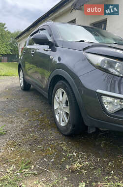 Внедорожник / Кроссовер Kia Sportage 2012 в 