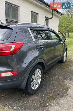 Внедорожник / Кроссовер Kia Sportage 2012 в 
