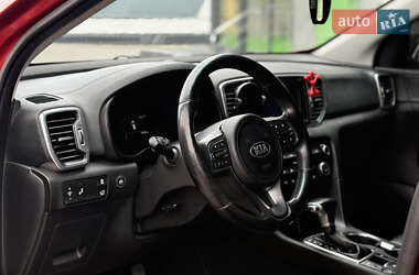 Внедорожник / Кроссовер Kia Sportage 2016 в 