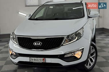 Внедорожник / Кроссовер Kia Sportage 2015 в 