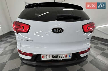 Внедорожник / Кроссовер Kia Sportage 2015 в 