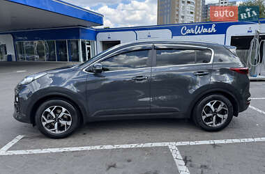Позашляховик / Кросовер Kia Sportage 2019 в 