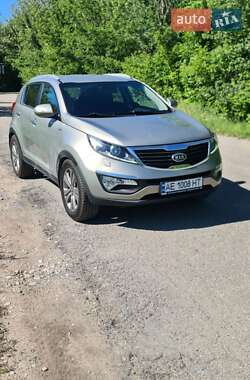 Позашляховик / Кросовер Kia Sportage 2012 в 