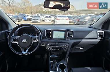 Внедорожник / Кроссовер Kia Sportage 2016 в 