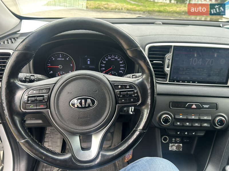 Внедорожник / Кроссовер Kia Sportage 2017 в Львове