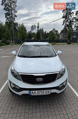 Внедорожник / Кроссовер Kia Sportage 2015 в Киеве