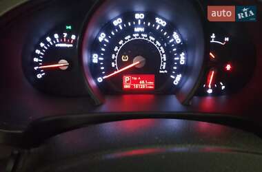 Внедорожник / Кроссовер Kia Sportage 2013 в Харькове