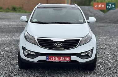 Внедорожник / Кроссовер Kia Sportage 2012 в 